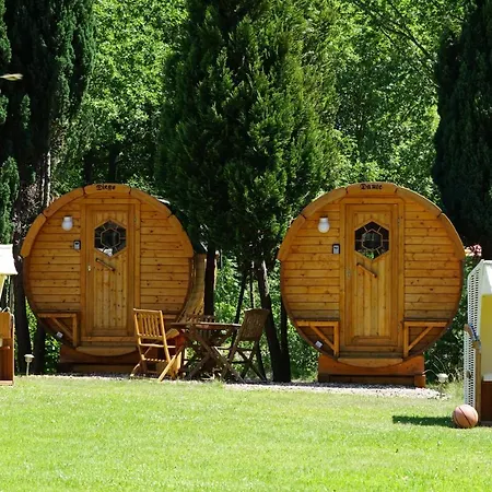 Barrel -schlafen Im Fass